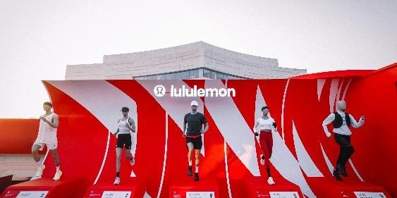 近1300 名高校跑者集结上海，这场接力赛把青春跑成了高光时刻