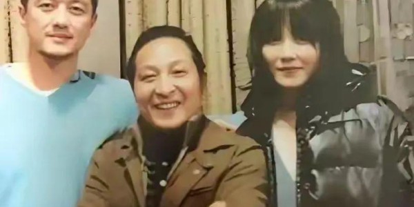 华体会(hth)网页版-佛缘变孽缘？王菲被曝与释永信特殊关系，天价捐赠记录曝光引哗然