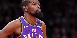 华体育官网最新版-蒂格：KD史上最佳之一但他无法带领普通球队升级 保罗詹姆斯可以